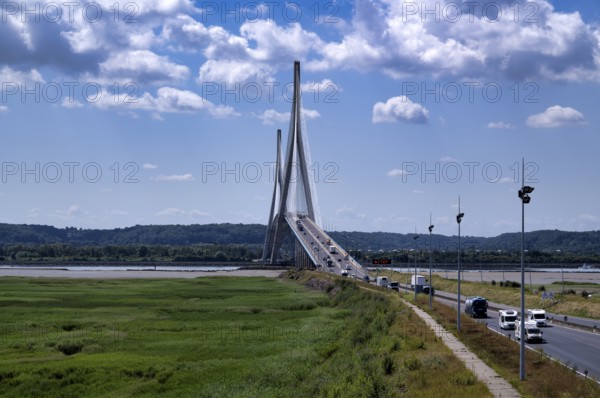 Motorway, Pont de Normandie, Normandy Bridge, cable-stayed bridge, Le Havre, Honfleur, Normandy,