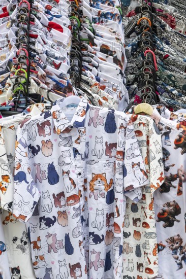 Sales shelf shirts