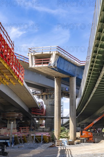 Motorway construction site at the Leverkusen-West junction, A1 and A59 motorways, new construction,