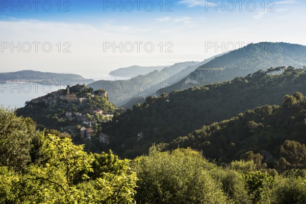 Picturesque mountain village overlooking the sea, Èze, Cote d'Azur, Alpes-Maritimes,