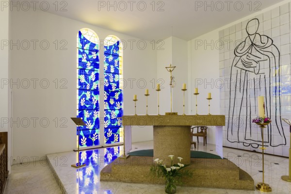 Interior view of the chapel, Chapelle du Rosaire de Vence, Chapelle Matisse, artist Henri Matisse,