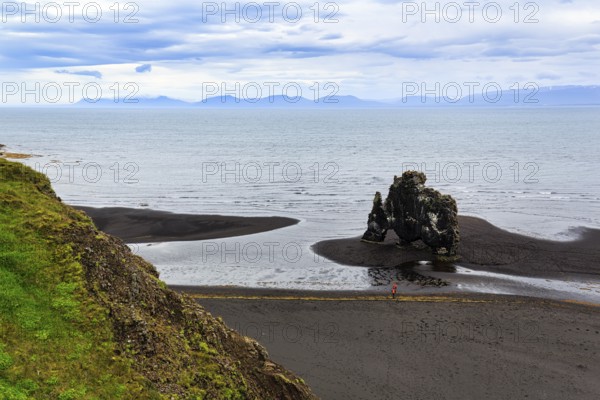 Basalt rock Hvitserkur, famous Elephant Rock on the lava beach, coastline, Vatnsnes peninsula,