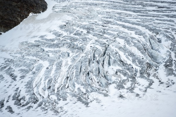Crevasses, detail, Übeltalferner glacier, Stubai Alps, South Tyrol, Italy