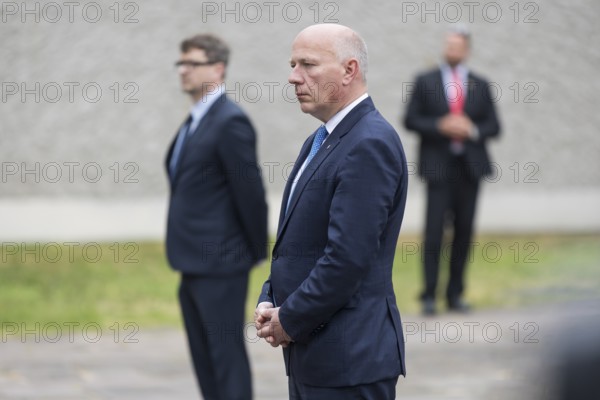 Kai Wegner (Governing Mayor of Berlin) during a visit to the Plötzensee Memorial by Petr Pavel