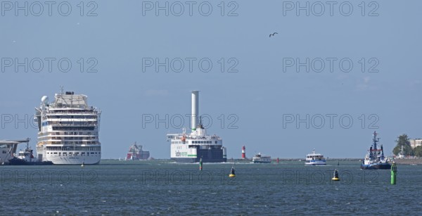 Cruise ship AIDA mar moored at the quay wall, Scandlines Hybrid Ferry, Warnow, Warnemünde, Rostock,