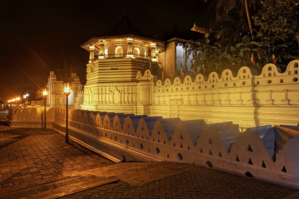 Temple of the sacred Tooth Relic or Sri Dalada Maligawa, Octagonal tower at sunrise, Kandy, Sri