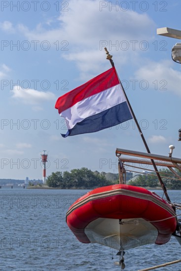 Dutch flag, dinghy, sailing ship Elegant, lighthouse, Kieler Woche, Holtenau, Kiel,