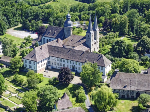 MarienmÃ¼nster Abbey is a former Benedictine monastery in the North Rhine-Westphalian town of