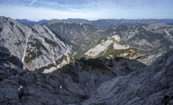Mountain panorama from the summit of the Gamsjoch, view of Laliderer Tal and RiÃŸtal with summit