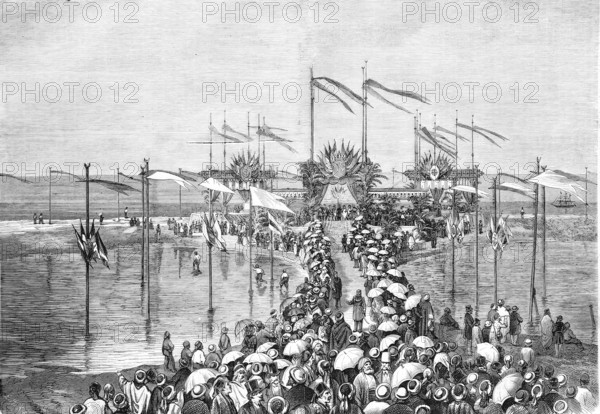 Prayer of thanksgiving of all denominations on the shore of Lake Menzaleh, in the north-east of