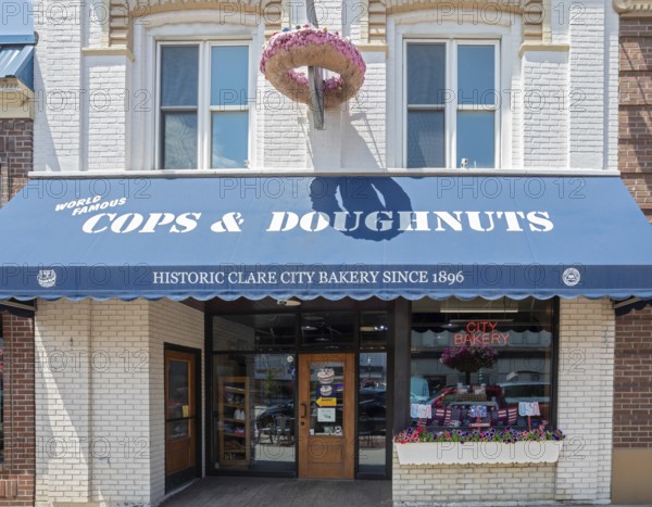 Clare, Michigan, The Cops and Doughnuts doughnut shop and bakery in a rural Michigan town. The shop
