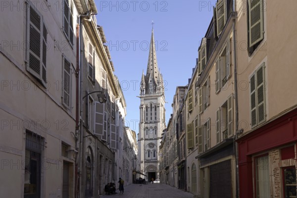 Old town and the Saint-Martin church in Pau, Pyrenees, France