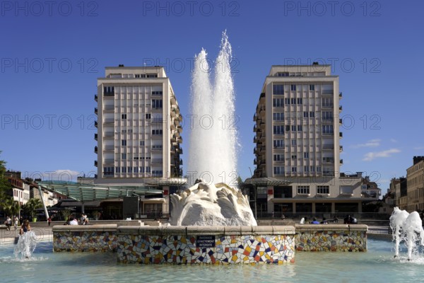 Fountain on the Place Clemenceau square in Pau, Pyrenees, France