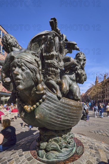 Fool's Ship Fountain, sculptor JÃ¼rgen Weber, fountain with metal sculptures, general architecture,