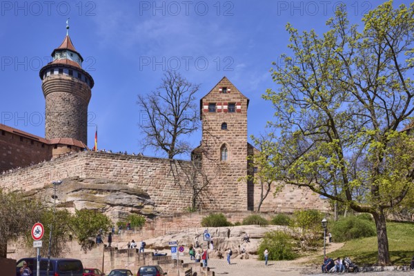 Imperial Castle, St. Walburgis Castle Chapel, Sinnwell Tower, monkey rock, castle, round tower,