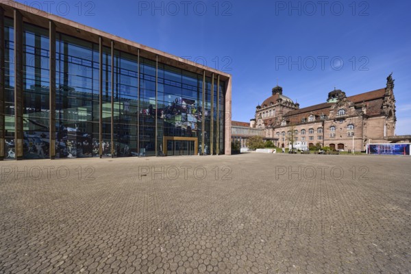 Nuremberg State Theatre, Schauspielhaus Nuremberg, architect Jörg Friedrich, glass faÃ§ade, modern