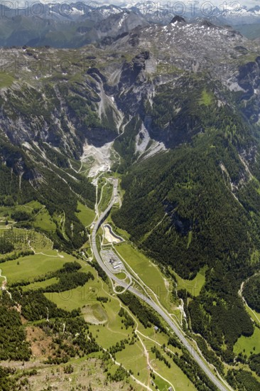 Tauern Tunnel, RadstÃ¤dter Tauern, north portal, Flachauwinkl, the south portal near Zederhaus,