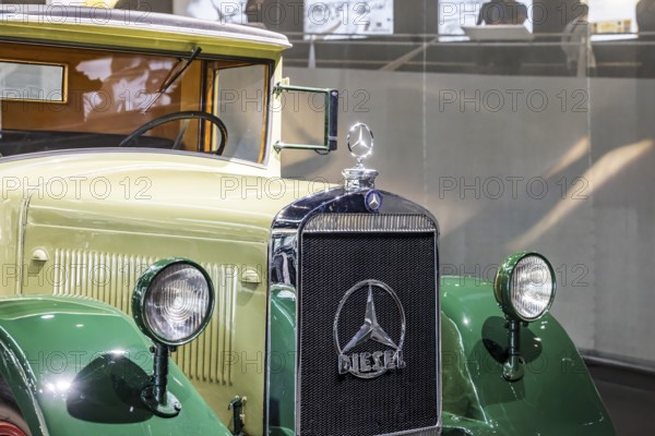 Mercedes-Benz Lo 2000 diesel platform lorry from 1932. The Mercedes-Benz Museum in Stuttgart
