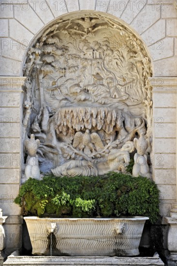 Fountain of Venus, nymphaeum in the arcaded courtyard of the Villa d'Este, UNESCO World Heritage