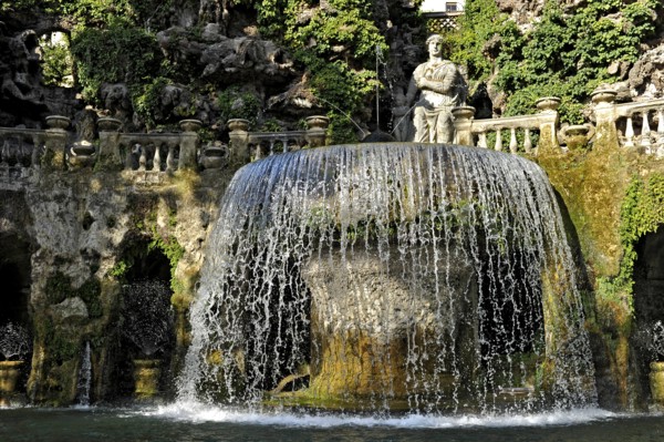 Ovato Fountain Fontana dell'Ovato, Renaissance garden of Villa d'Este, water features, fountains,