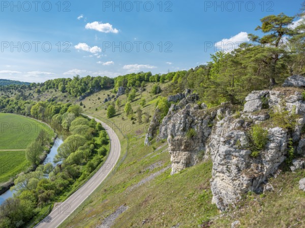AltmÃ¼hl with rock formation Twelve Apostles in spring, AltmÃ¼hltal, near Solnhofen, Middle