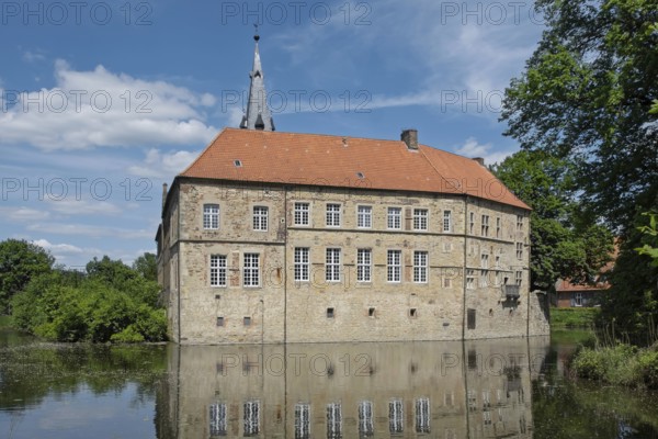 LÃ¼dinghausen Castle, moated castle, Renaissance castle, LÃ¼dinghausen, MÃ¼nsterland, North