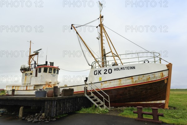 Shipwreck, fishing boat in a meadow, Gardur near KeflavÃ­k, SuÃ°urnes, Sudurnes, Reykjanes