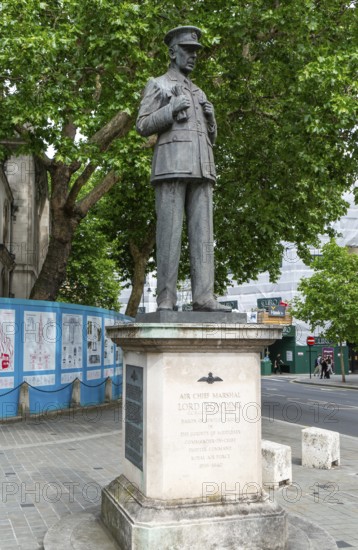 Air Chief Marshal Lord Downing statue, outside St Clement Danes church, Holborn, central London,