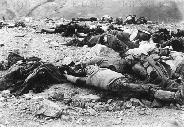 Boxer Rebellion China, Chinese killed during the Boxer Rebellion between 1900 and 1901. Photograph