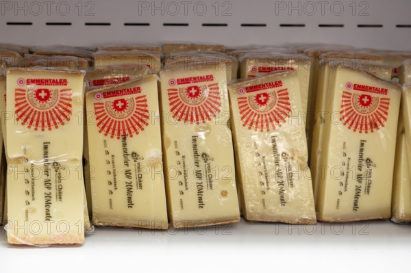 Sales shelf Emmentaler cheese AOP 20 months