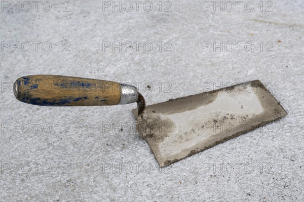 Symbol photo trowel