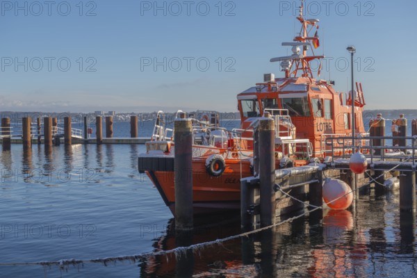Kiel-Holtenau pilot station in front of the Kiel Canal, pilot boat, channel guidance, shipping,