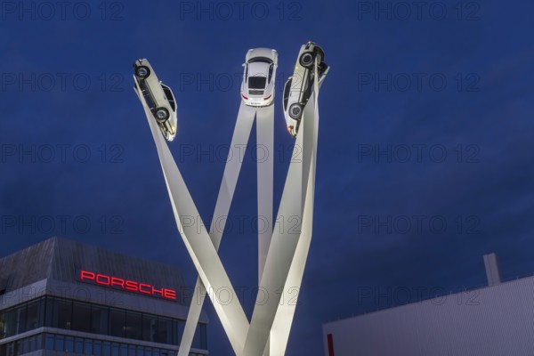 Inspiration 911 artwork by Gerry Judah in front of the Porsche headquarters on Porscheplatz: three