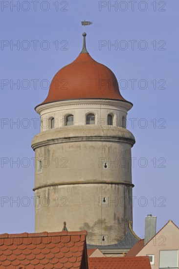 Löpsinger Tor, city gate, city tower with dome, city fortifications, Nördlingen, Bavaria, Germany