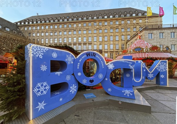 Bochum lettering on the town hall forecourt with Christmas market at Bochum City Hall, Ruhr area,