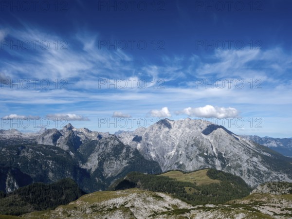 View from Kahlersberg of the Gotzenalm and Watzmann with the east face and the Großer Hundstod on