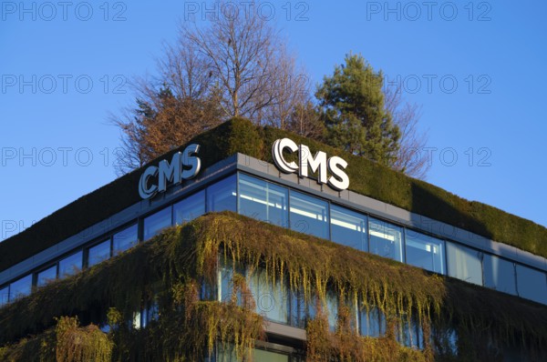 Green façade on the new building, CMS Hasche Sigle office building, Calwer Straße, Logo, Stuttgart,