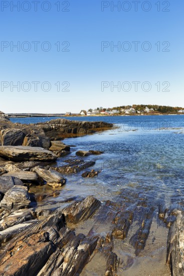 Shoreline, Rocky Coast, Cedar Beach, Harpswell, Cumberland County, Casco Bay, Atlantic Ocean,