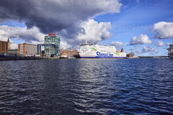 Kiel Fjord, Stena Germanica ferry, Stena Line GmbH, ferry, port house, high-rise building, modern