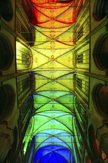 For the Lights On event at CSD Christopher Street Day 2025, the church ceiling of St. Marien will
