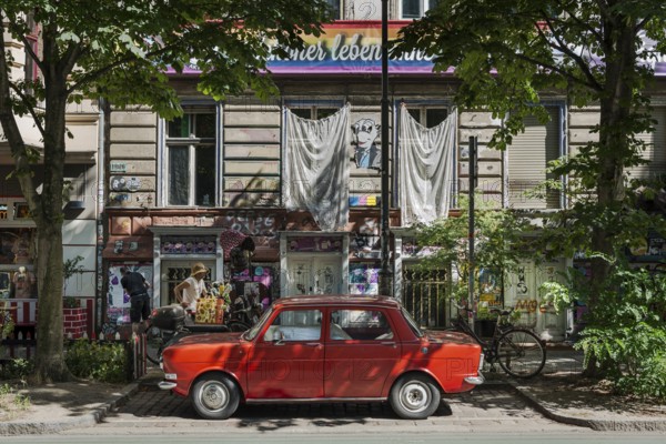 Everyday street scenes on Prenzlauer Berg, Berlin