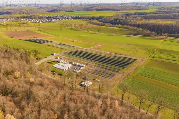Large solar park, embedded in an extensive rural landscape, energy revolution, construction of PV