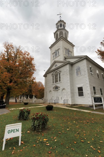 First Congregational Church of Bennington, historic church, multi-tiered bell tower, sign opened,