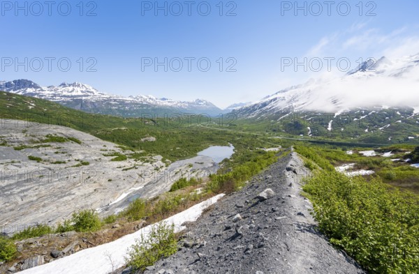 View of the wide valley of the Tsina River with mountains, Worthington Glacier Lagoon, Worthington