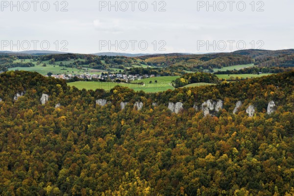 View, panorama of Lichtenstein Castle, Honau, Echaz Valley, Swabian Jura, Baden-Württemberg,