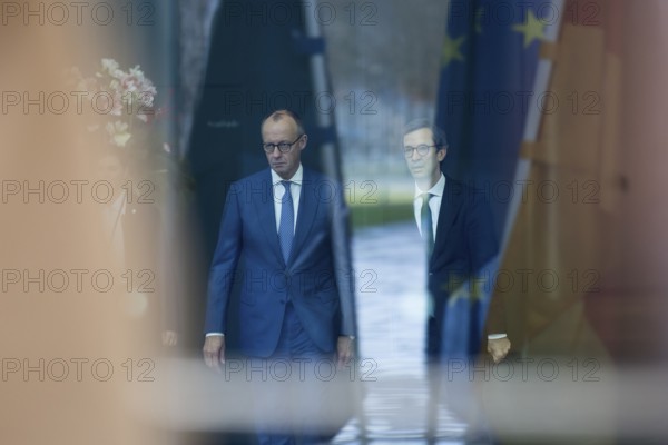 Friedrich Merz (Chancellor of the Federal Republic of Germany, CDU) arrives to greet Mark Rutte