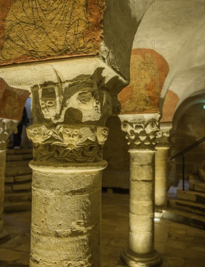 Romanesque cross vault with Corinthian capitals in the cathedral crypt, Bayeux, Calvados