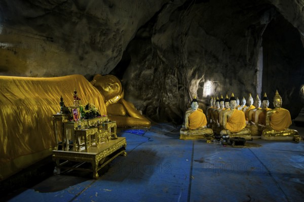 Cave with Buddha Statues, Tham Phra Non, Reclining Buddha Cave, Wat Ao Noi, Prachuap Khiri Khan,
