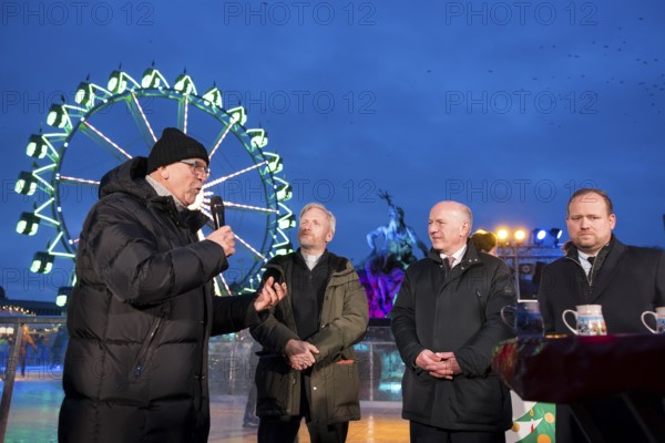 Kai Wegner, Governing Mayor of Berlin, at the opening of the Berlin Christmas Market on