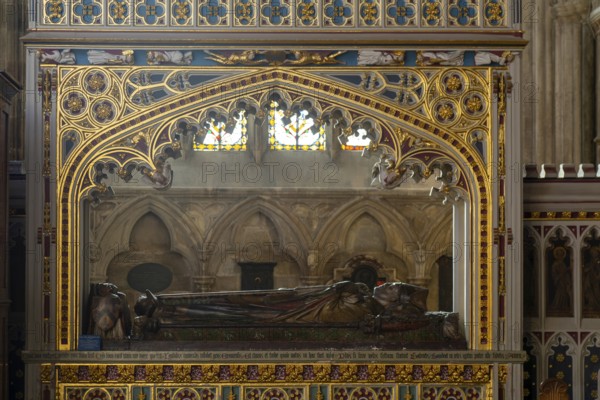 Memorial tomb effigy Bishop Walter Bronescombe died 1280 Exeter cathedral church, Exeter, Devon,